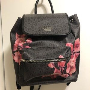 Great condition Guess backpack purse.